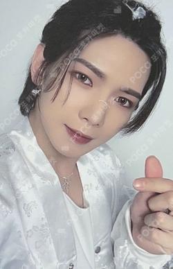 THE WORLD EP.2 : OUTLAW fromm store LUCKT DRAW YEOSANG photocard image