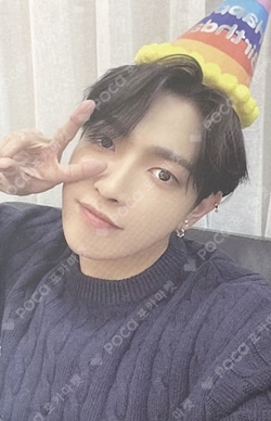 Pocamarket, ATEEZ HONGJOONG [OUR STORY] HBD EARRINGS + CASE - HONG