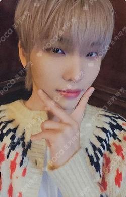 CHRISTMAS PACKAGE Over The Rainbow SEOHO photocard image