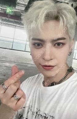 WHAT’S GOIN’ ON KTOWN4U HWICHAN photocard image