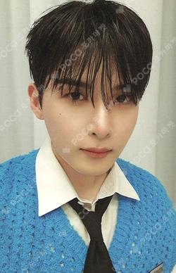 2025 SEASON'S GREETINGS RYEOWOOK photocard image