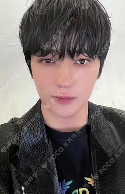 WHAT’S GOIN’ ON MUSICART YECHAN photocard image