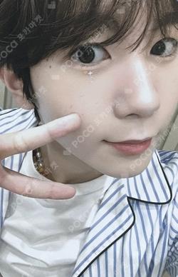 2025 SEASON'S GREETINGS PHOTO PACK RYO photocard image