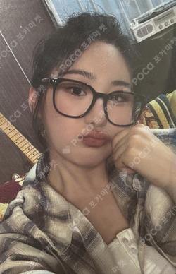 2025 SEASON’S GREETINGS [FOUR GROWTH] Bizent Mall LEECHAEYEON photocard image