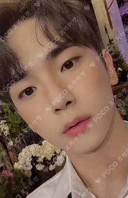 13th ANNIVERSARY ACRYLIC KEY RING + PHOTO CARD SET