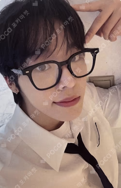 Songbird YIZHIYU RIKU photocard image