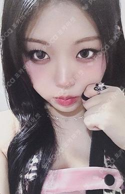 LOVE XX 1st music Kim Riwon photocard image