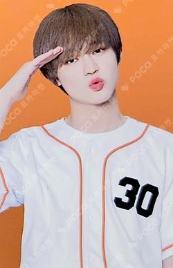 NCT ZONE POP-UP SPACE BASEBALL PLAYER GOODS SET + PHOTO CARD SET CHENLE photocard image