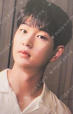 SHINee ONEW photocard image