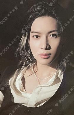 2022 SEASON'S GREETINGS HOTTRACKS TAEMIN photocard image