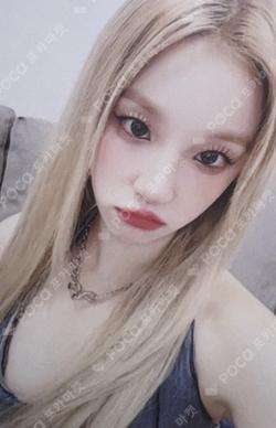 I feel KMS YUQI photocard image