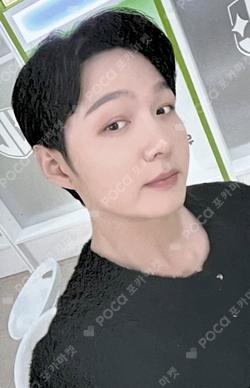 The right person LIMITED LEE CHANGSUB photocard image