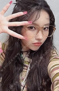 I feel MOKKET SHOP LUCKY DRAW SOYEON photocard image