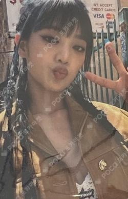 I feel plump MINNIE photocard image
