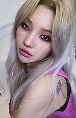 Windy SOYEON photocard image