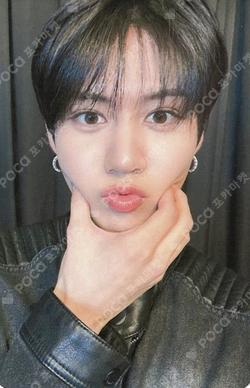 AWAKENING WHOSFAN Ian photocard image
