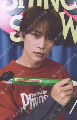 2025 SEASON'S GREETINGS RANDOM TRADING CARD [A ver.]