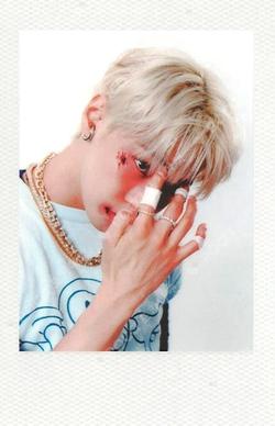 2025 SEASON'S GREETINGS MUSIC&DRAMA DOYOUNG photocard image