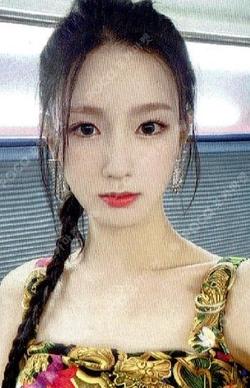 DUMDi DUMDi MAKESTAR MIYEON photocard image