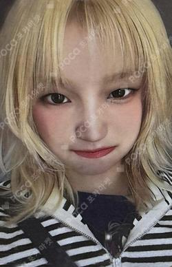 YUQ1 Cubi Story YUQI photocard image