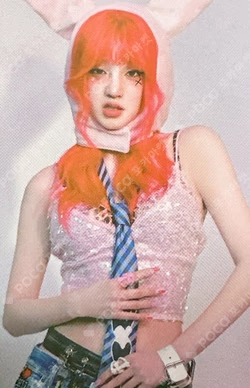 YUQI : HAPPY FREAK DAY POP-UP Photo Card Set