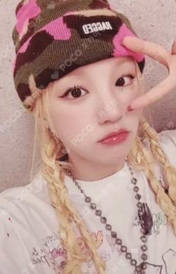 YUQ1 KMS YUQI photocard image