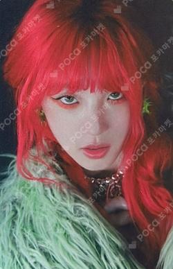 YUQI : HAPPY FREAK DAY POP-UP Photo Card Set YUQI photocard image