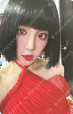 I burn FLOWER ver. YUQI photocard image