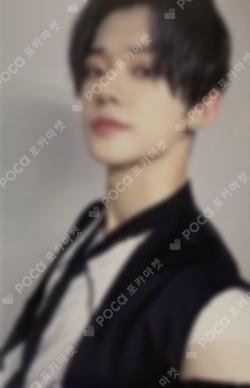 The Chaos Chapter: FREEZE WEVERSE JAPAN/UNIVERSAL YEONJUN photocard image