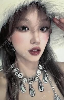 2 SOUND WAVE YUQI photocard image