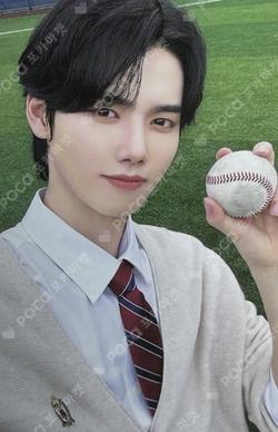 BEYOND OUR MEMORIES in NY STARSHIPSQUARE MINHEE photocard image