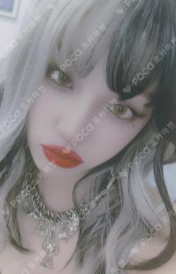 2 IDOUSTAGE YUQI photocard image