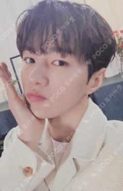 LIKE INFINITE HOTTRACKS L photocard image