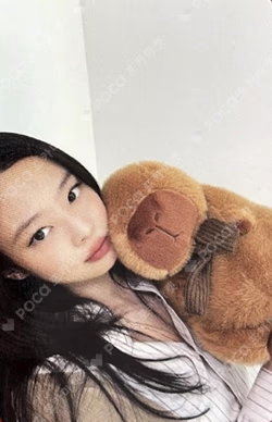 Ruby MAKESTAR LUCKY DRAW JENNIE photocard image