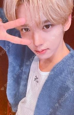 ZEROBASEONE THE FIRST TOUR [TIMELESS WORLD] IN CINEMAS STORYBOOK HAN YUJIN photocard image