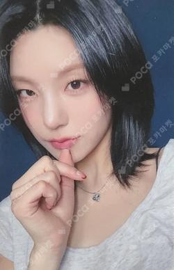 AIR POP-UP STORE REWARD YEJI photocard image