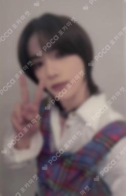 TXT BEOMGYU photocard image