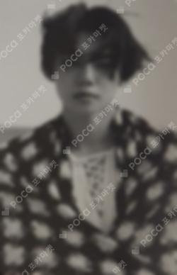 The Name Chapter: TEMPTATION Lullaby ver. UNIVERSAL YEONJUN photocard image