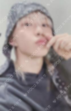 BEAM UNIVERSAL HOSHI photocard image