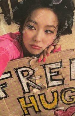 Accidentally On Purpose Mini Photo Book Ver. SEULGI photocard image