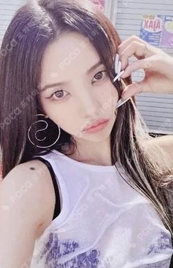 I SWAY Wind Ver. SOYEON photocard image