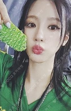 I SWAY MAKESTAR LUCKY DRAW MIYEON photocard image
