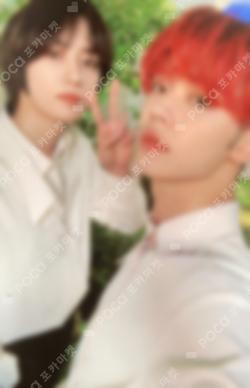 TOMORROW X TOGETHER LIVE ACT:BOY ZIP-UP HOODIE Unit photocard image