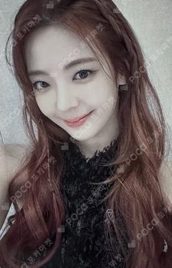 ITZY LIA photocard image
