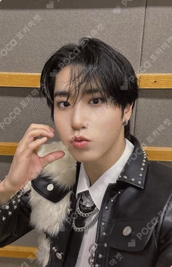 GIANT OFFLINE EVENT HAN photocard image