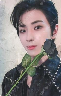 THUNDER FEVER MOKKET SHOP YONGHEE photocard image