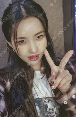 NANADLE IN NEVERLAND POP-UP CAFE EVENT STAMP MISSION SOYEON photocard image