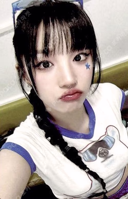 I SWAY KMS YUQI photocard image
