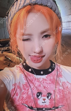 I SWAY IDOUSTAGE LUCKY DRAW SOYEON photocard image