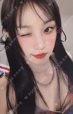 I SWAY IDOUSTAGE LUCKY DRAW YUQI photocard image